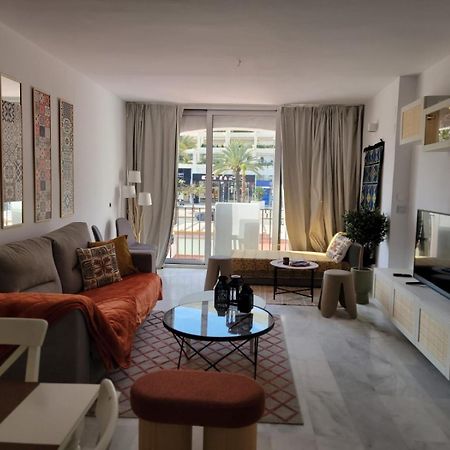 Apartamento Jardines Del Puerto Marbella Exterior foto