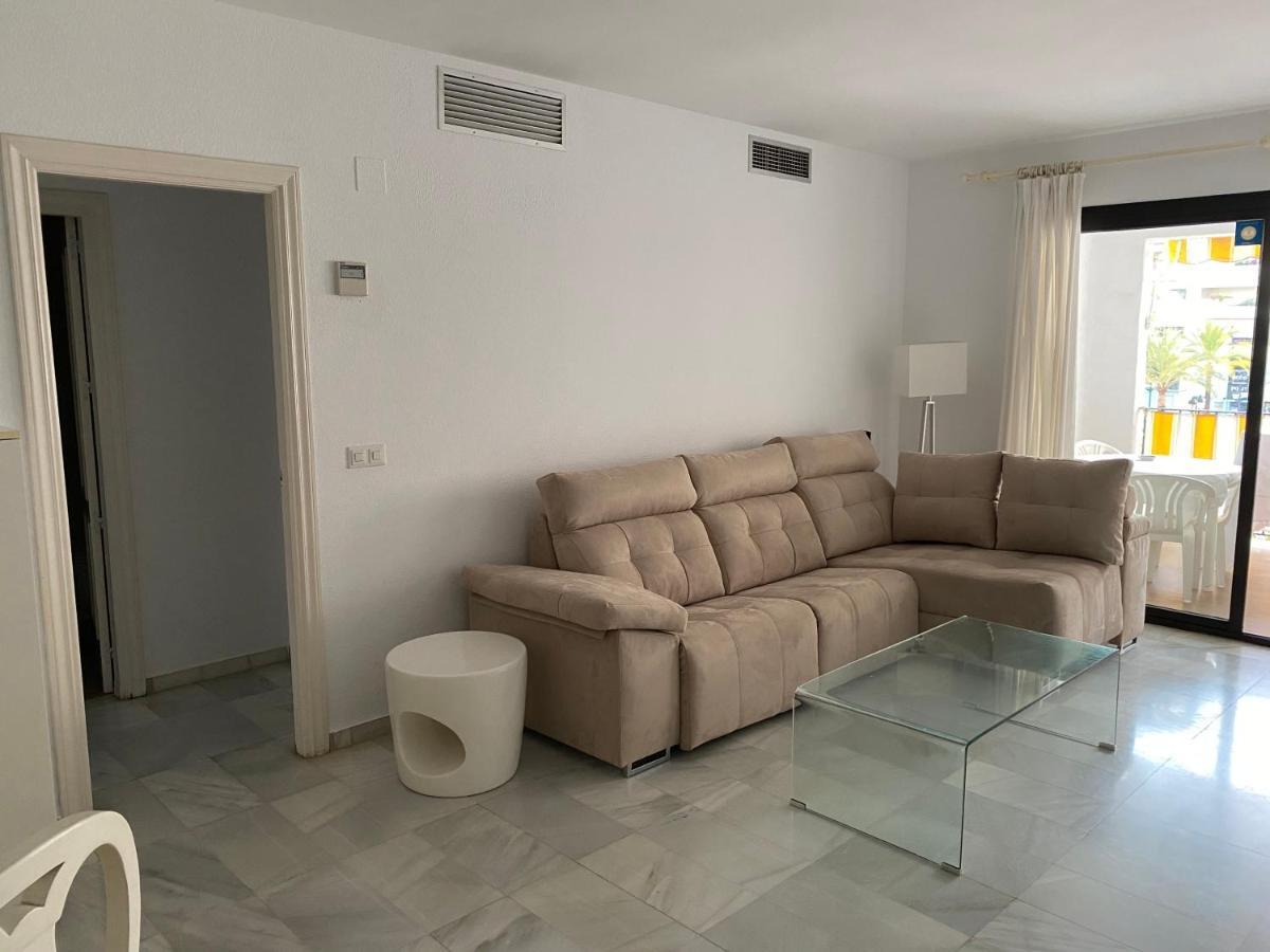 Apartamento Jardines Del Puerto Marbella Exterior foto